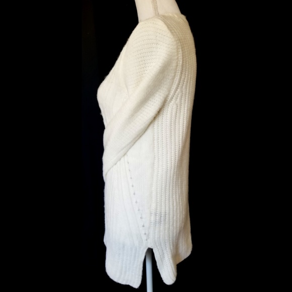 White Sweater - Picture 6 of 8